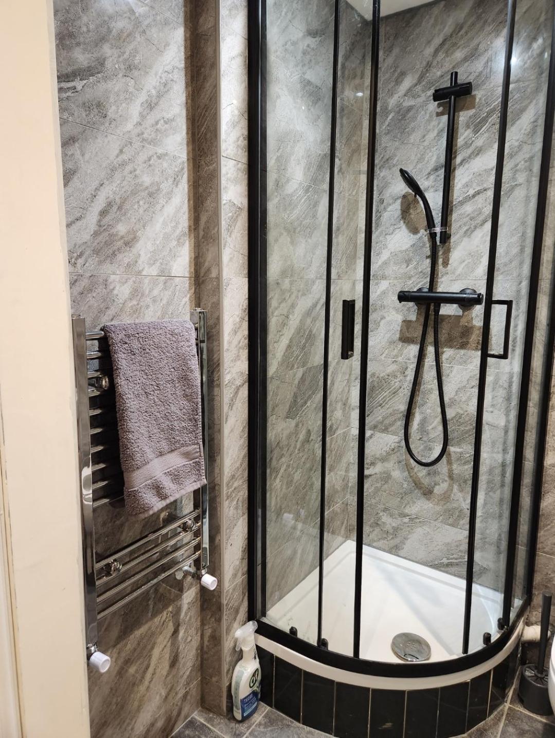 Ensuite Studio Flat Crawley-Gatwick Ifield Екстер'єр фото