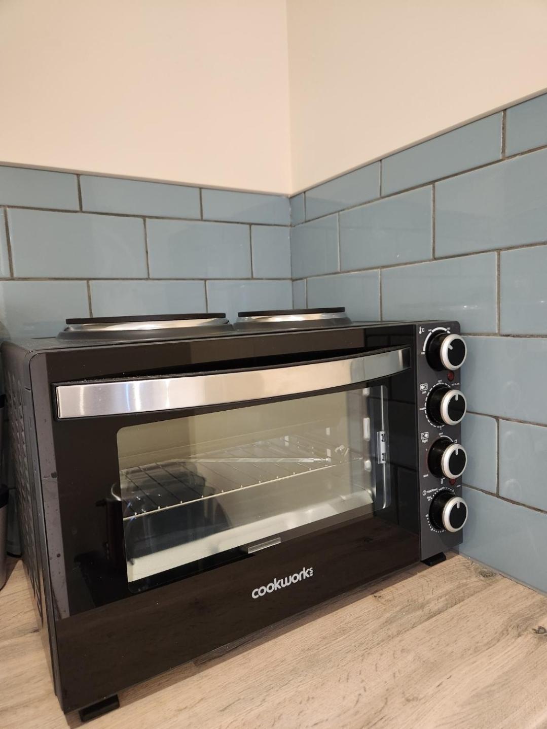 Ensuite Studio Flat Crawley-Gatwick Ifield Екстер'єр фото